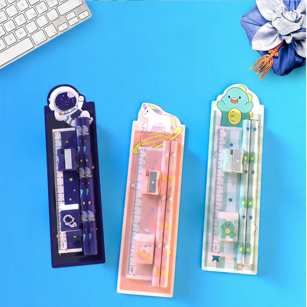 Set Pensil 5in1 Anak Lucu Isi Penghapus Serutan Penggaris Alat Tulis Sekolah & Souvenir Ulang Tahun Murah Aesthetic